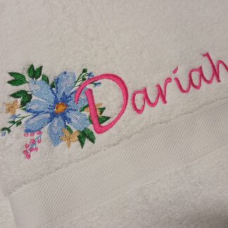 Handdoek met naam en bloem